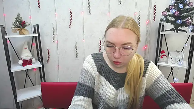 Snapshot of BeatriceFly chatting on January 9, 6:27 am BeatriceFly online show from January 9, 6:27 am