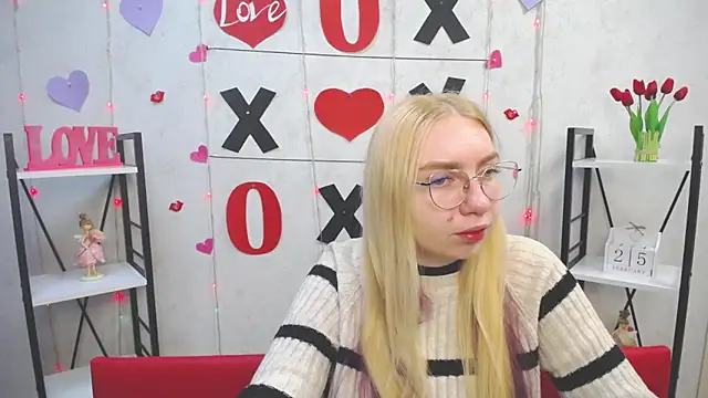 BeatriceFly online show from February 25, 6:14 am