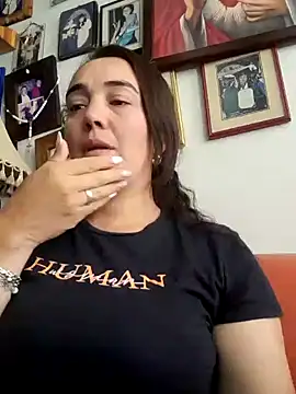 Snapshot of skayhot_ chatting on January 15, 4:43 pm skayhot online show from January 15, 4:43 pm