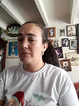 Snapshot of skayhot_ chatting on January 19, 2:28 pm skayhot online show from January 19, 2:28 pm