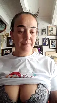 Snapshot of skayhot_ chatting on January 19, 5:28 pm skayhot online show from January 19, 5:28 pm