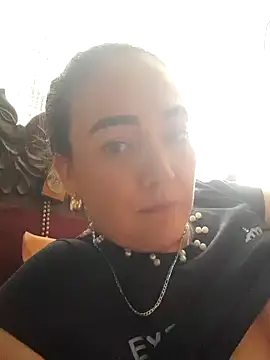 Snapshot of skayhot_ chatting on January 23, 2:39 pm skayhot online show from January 23, 2:39 pm