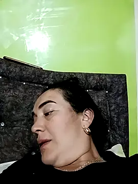 Snapshot of skayhot_ chatting on January 27, 12:54 am skayhot online show from January 27, 12:54 am