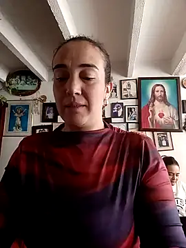 Snapshot of skayhot_ chatting on February 7, 1:32 pm skayhot online show from February 7, 1:32 pm