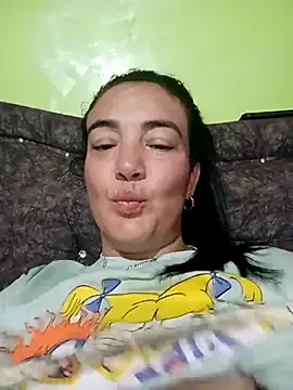 Snapshot of skayhot_ chatting on February 25, 9:35 pm skayhot online show from February 25, 9:35 pm
