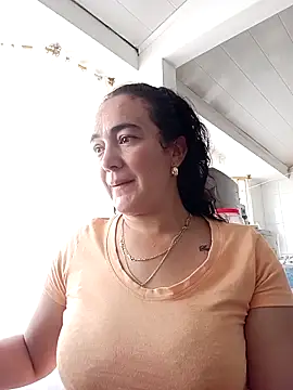 Snapshot of skayhot_ chatting on March 12, 4:35 pm skayhot online show from March 12, 4:35 pm