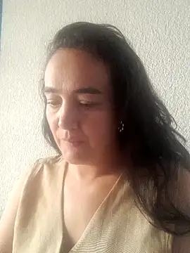 Snapshot of skayhot_ chatting on September 23, 2:09 pm skayhot online show from September 23, 2:09 pm