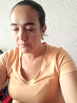 Snapshot of skayhot_ chatting on September 26, 1:48 pm skayhot online show from September 26, 1:48 pm