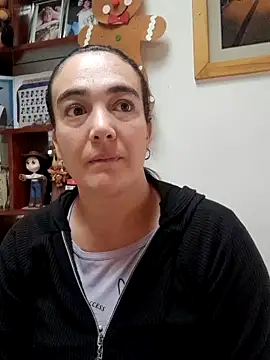 skayhot  online show from December 5, 1:20 pm