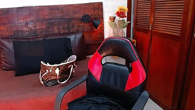 Celeste sanz online show from December 31, 5:29 pm