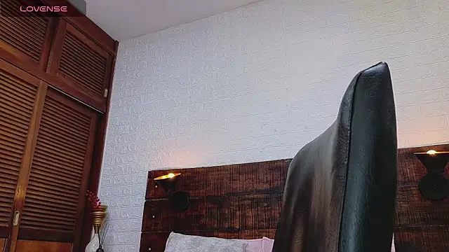 Celeste sanz online show from October 3, 9:50 am