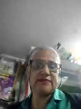 Snapshot of Edged_Hot69 chatting on December 6, 1:00 pm Edged Hot69 online show from December 6, 1:00 pm
