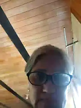 Snapshot of Edged_Hot69 chatting on December 11, 5:48 pm Edged Hot69 online show from December 11, 5:48 pm