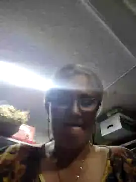 Snapshot of Edged_Hot69 chatting on December 17, 9:38 pm Edged Hot69 online show from December 17, 9:38 pm