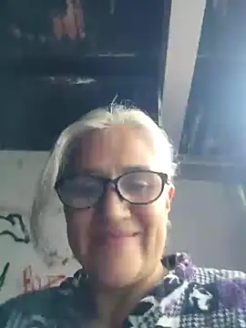 Snapshot of Edged_Hot69 chatting on December 18, 12:40 pm Edged Hot69 online show from December 18, 12:40 pm