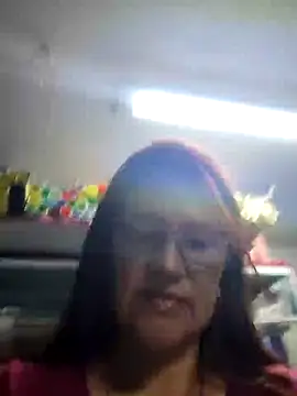 Snapshot of Edged_Hot69 chatting on January 7, 5:09 pm Edged Hot69 online show from January 7, 5:09 pm
