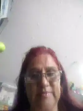 Snapshot of Edged_Hot69 chatting on January 31, 1:56 pm Edged Hot69 online show from January 31, 1:56 pm