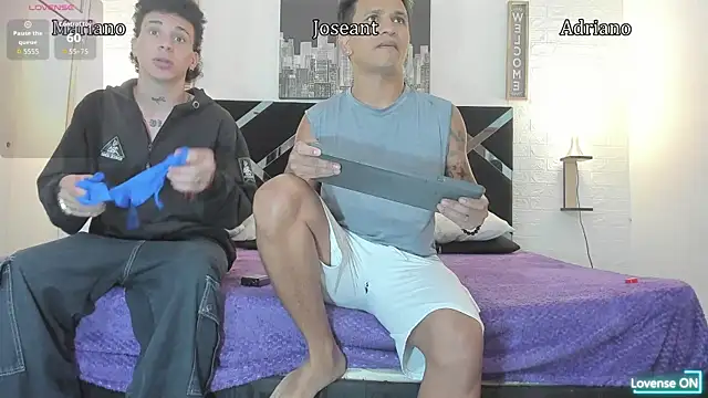 toyboys1 online show from September 19, 3:41 am