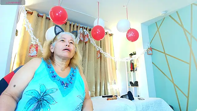 girl amada online show from September 15, 3:23 pm