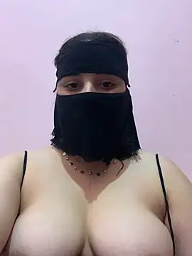 Miss-Soka online show from December 12, 1:28 pm