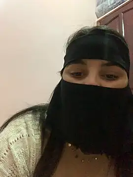 Miss-Soka online show from December 17, 6:31 pm