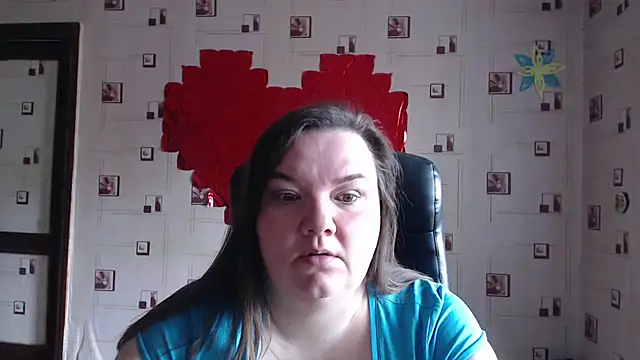 Snapshot of TasyaBigTTs chatting on March 19, 11:17 am TasyaBigTTs online show from March 19, 11:17 am