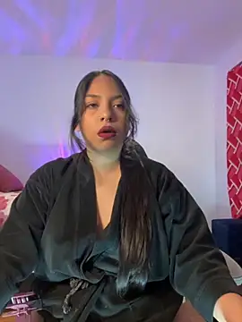 emiily15   online show from September 13, 6:40 pm