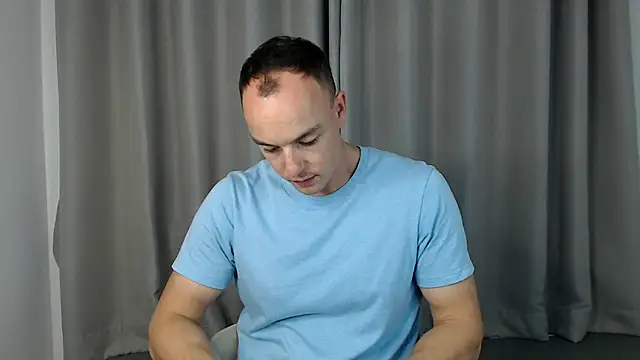 Snapshot of heilgarbest chatting on November 15, 10:45 am heilgarbest online show from November 15, 10:45 am