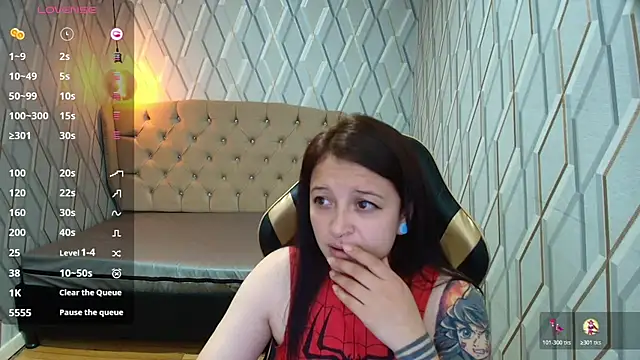 Snapshot of sweetstrawberryx chatting on August 5, 1:36 pm sweetstrawberryx online show from August 5, 1:36 pm