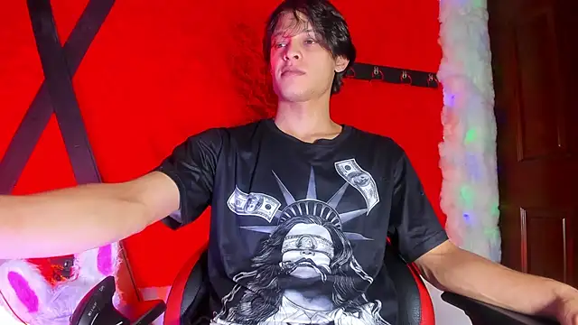 LilOwen  online show from February 24, 6:39 pm