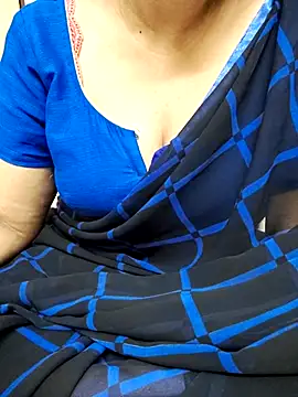 Snapshot of sunitha-3 chatting on March 4, 9:51 am sunitha-3 online show from March 4, 9:51 am