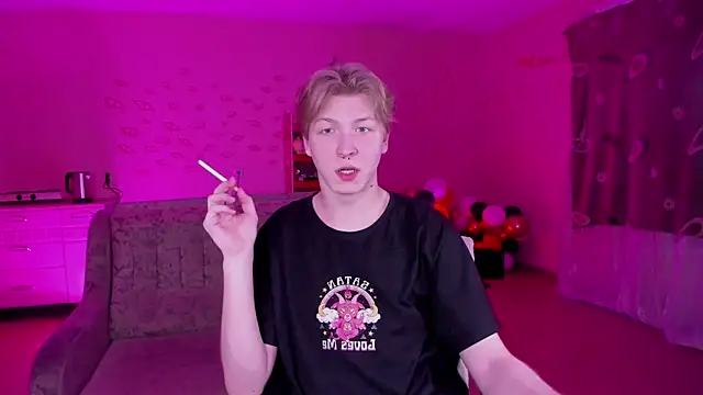 Snapshot of TheMikeSever chatting on January 23, 4:59 pm TheMikeSever online show from January 23, 4:59 pm