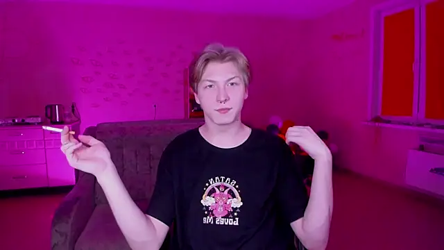 Snapshot of TheMikeSever chatting on February 5, 4:58 pm TheMikeSever online show from February 5, 4:58 pm