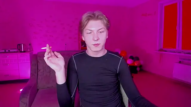 Snapshot of TheMikeSever chatting on February 8, 5:08 pm TheMikeSever online show from February 8, 5:08 pm