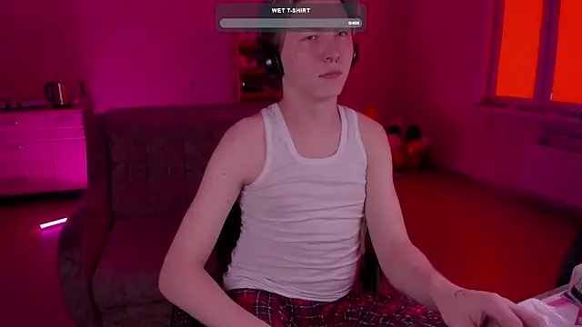 Snapshot of TheMikeSever chatting on February 16, 7:59 am TheMikeSever online show from February 16, 7:59 am