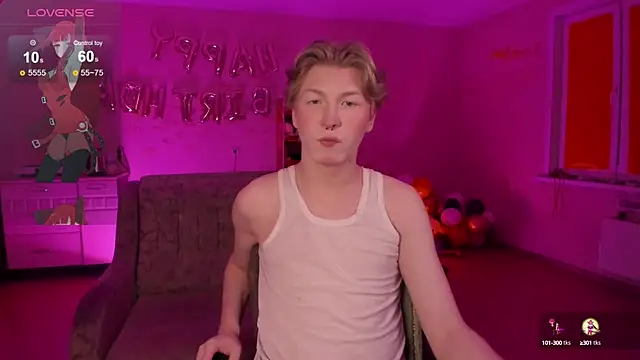 Snapshot of TheMikeSever chatting on February 17, 8:36 pm TheMikeSever online show from February 17, 8:36 pm