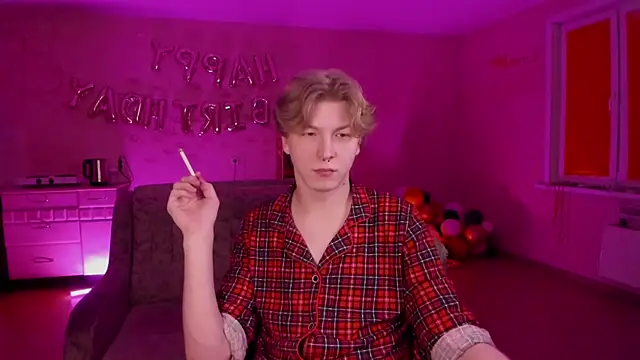 Snapshot of TheMikeSever chatting on February 23, 7:07 pm TheMikeSever online show from February 23, 7:07 pm