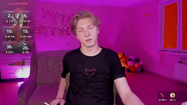 Snapshot of TheMikeSever chatting on February 24, 4:58 pm TheMikeSever online show from February 24, 4:58 pm