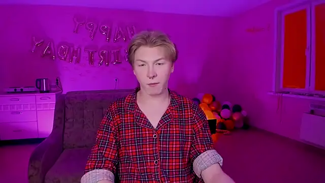 Snapshot of TheMikeSever chatting on February 26, 5:07 pm TheMikeSever online show from February 26, 5:07 pm