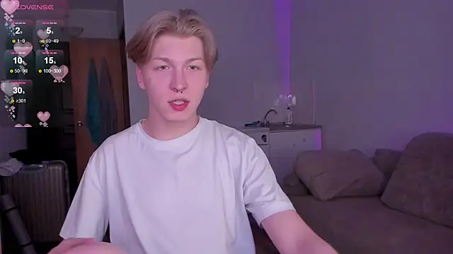 Snapshot of TheMikeSever chatting on December 2, 12:54 pm TheMikeSever online show from December 2, 12:54 pm