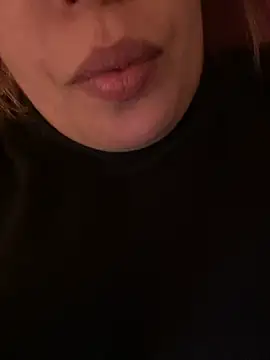 Snapshot of Samarr_9and chatting on December 12, 1:17 pm Samarr 9and online show from December 12, 1:17 pm