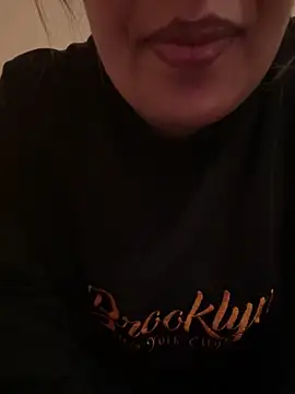 Snapshot of Samarr_9and chatting on December 18, 9:47 am Samarr 9and online show from December 18, 9:47 am