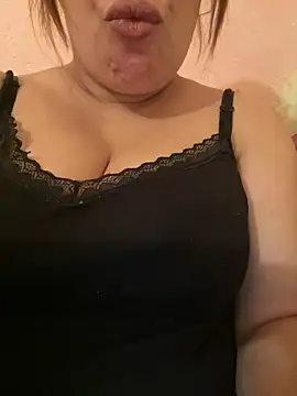 Snapshot of Samarr_9and chatting on December 19, 12:45 pm Samarr 9and online show from December 19, 12:45 pm