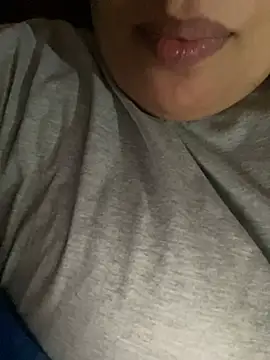 Snapshot of Samarr_9and chatting on December 29, 9:28 am Samarr 9and online show from December 29, 9:28 am