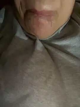 Snapshot of Samarr_9and chatting on December 29, 9:20 pm Samarr 9and online show from December 29, 9:20 pm