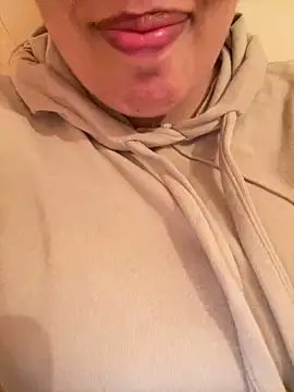 Snapshot of Samarr_9and chatting on January 27, 11:43 am Samarr 9and online show from January 27, 11:43 am