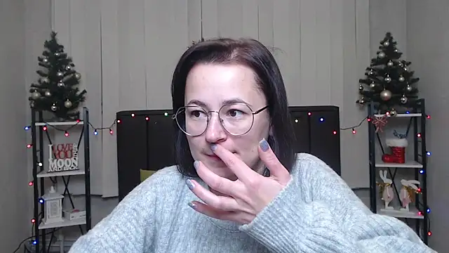 MarieSho online show from January 3, 1:25 pm