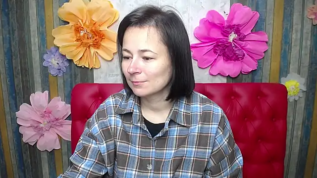 Snapshot of MarieSho chatting on April 30, 6:53 am MarieSho online show from April 30, 6:53 am