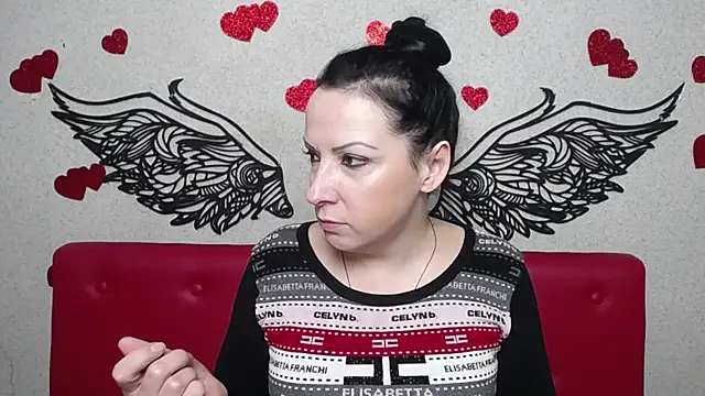 Snapshot of ElizabethSho chatting on March 6, 6:05 pm ElizabethSho online show from March 6, 6:05 pm