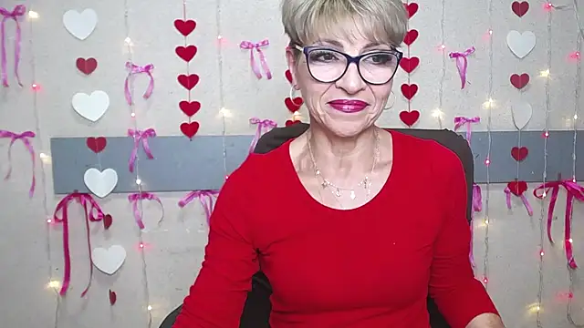 Snapshot of EllaBonito chatting on January 21, 1:11 pm EllaBonito online show from January 21, 1:11 pm